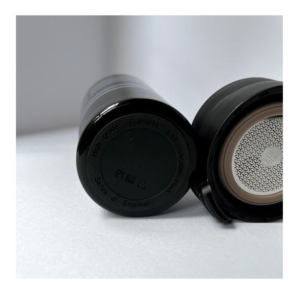 Thin Blue Line Law Enforcement American Flag 12 Ounce Vacuum Tumbler - Picture 6 of 10